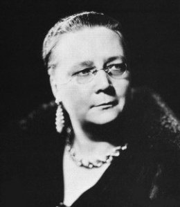 Dorothy L Sayers
